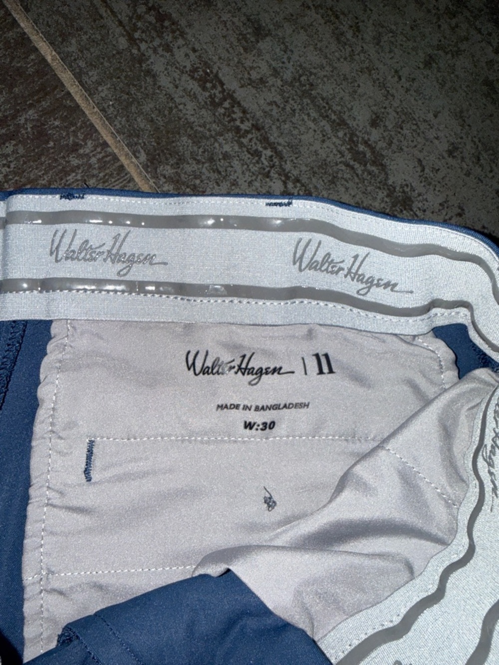 Walter Hagen Men's Golf performance shorts - Picture 2 of 4